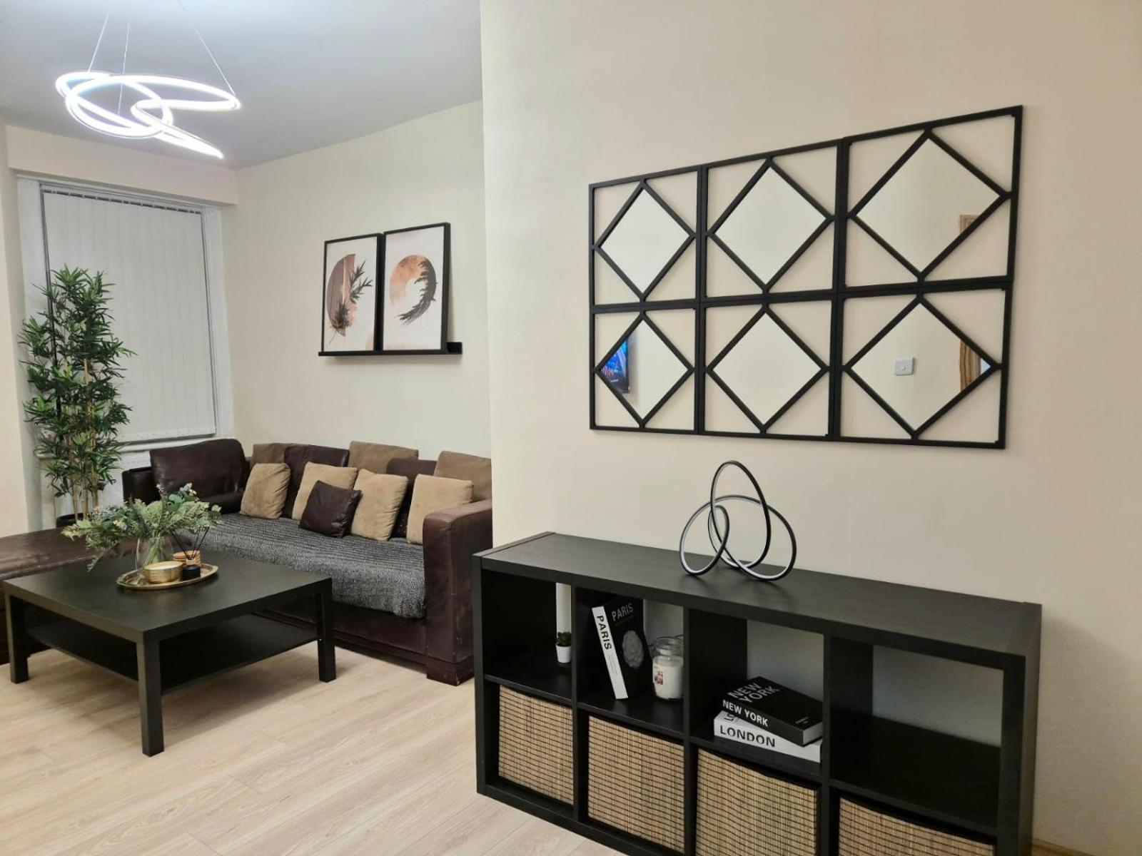 Rooms In Manchester 6 Minutes Drive To Victoria Station Exteriör bild