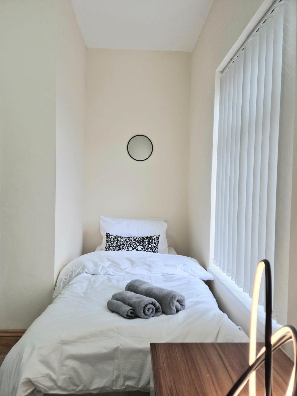 Rooms In Manchester 6 Minutes Drive To Victoria Station Rum bild